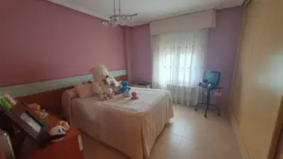 Venta Piso VPO 90m2 Fraternidad 3 Dormitorios Garaje Trastero
