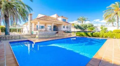 Chalet Lujoso en Venta Mil Palmeras Costa Blanca