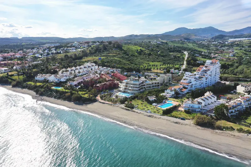 Apartamentos de Lujo en Estepona 2 Dormitorios Vistas Espectaculares