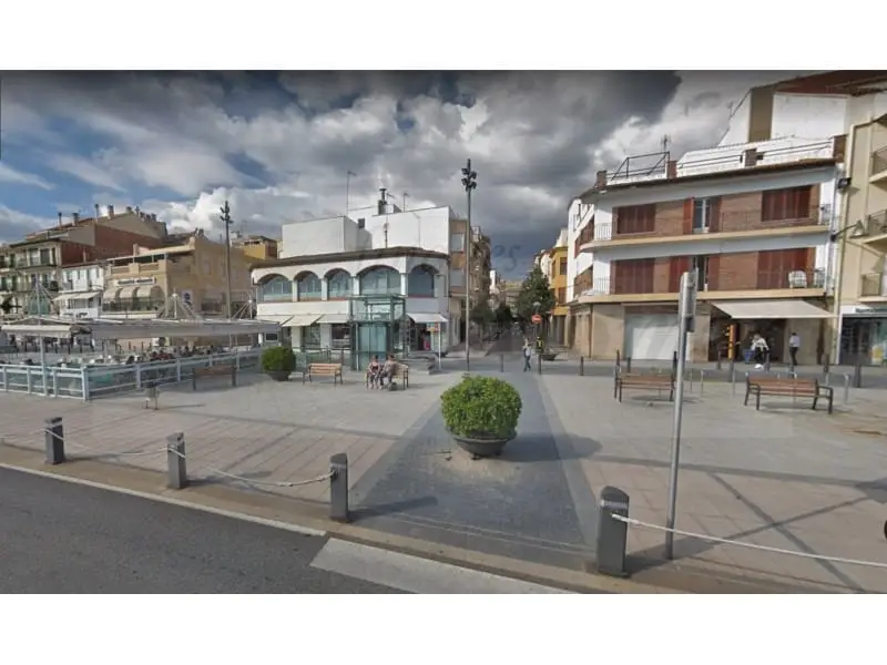 Local Comercial en Alquiler Cambrils Puerto