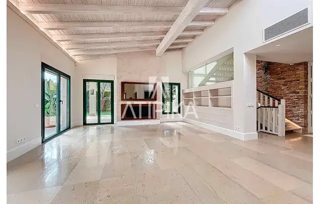 Casa en Alquiler 6 Dormitorios 450m2 Castelldefels Montemar