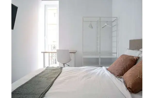 Alquiler de Habitaciones en Málaga - Piso Amueblado