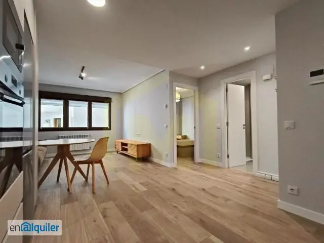 Apartamento Amueblado Reformado Cerca Salesas