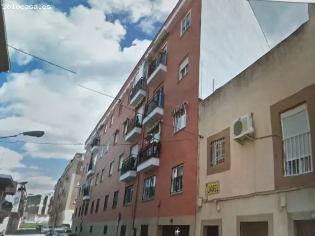 Plaza Garaje Amplia Trastero Alquiler Estacion Autobuses