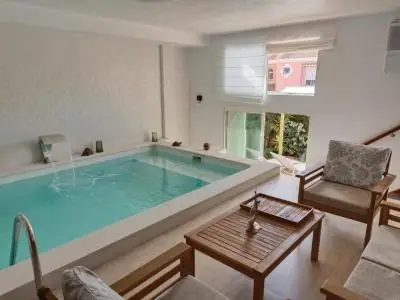 Adosada en Venta Alcaidesa 4 Dormitorios Piscina Climatizada