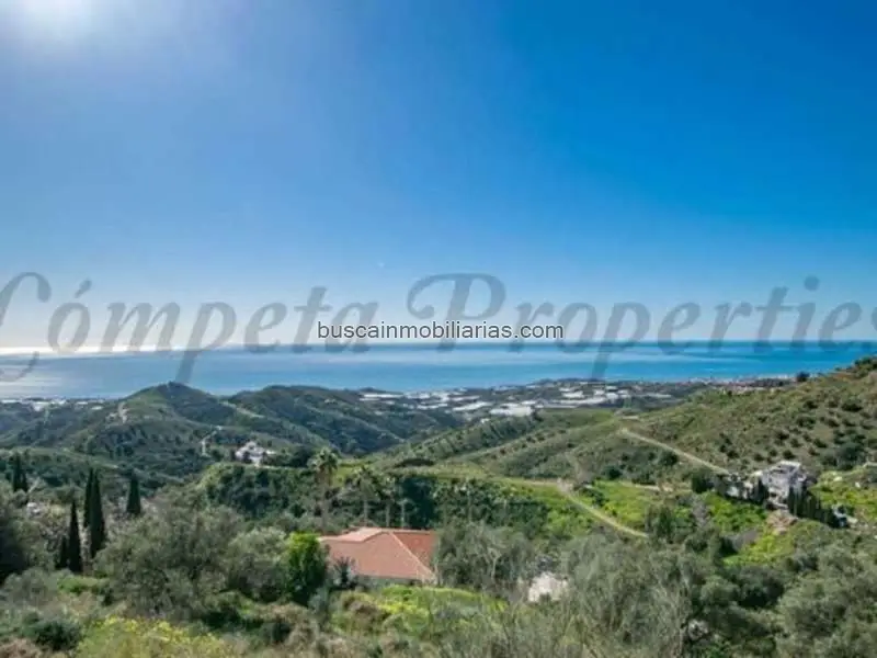 Parcela en Venta Sayalonga Vistas al Mar
