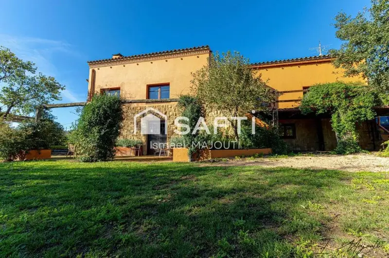 Casa de Campo Contemporanea en Venta Baix Emporda