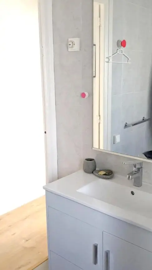 Atico Reformado 3 Dormitorios Collblanc Cerca Metro