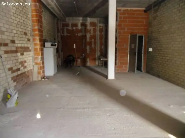 Local en Alquiler 120m2 Diafano 1 Baño