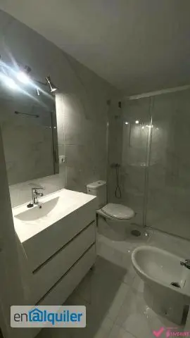 Alquiler Piso Estudiantes 4 habitaciones Leon XIII