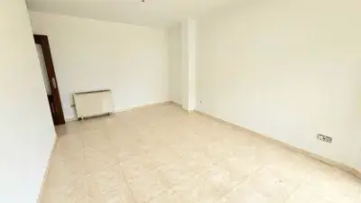 Piso en Venta A Pobra do Caramiñal Cerca de la Playa