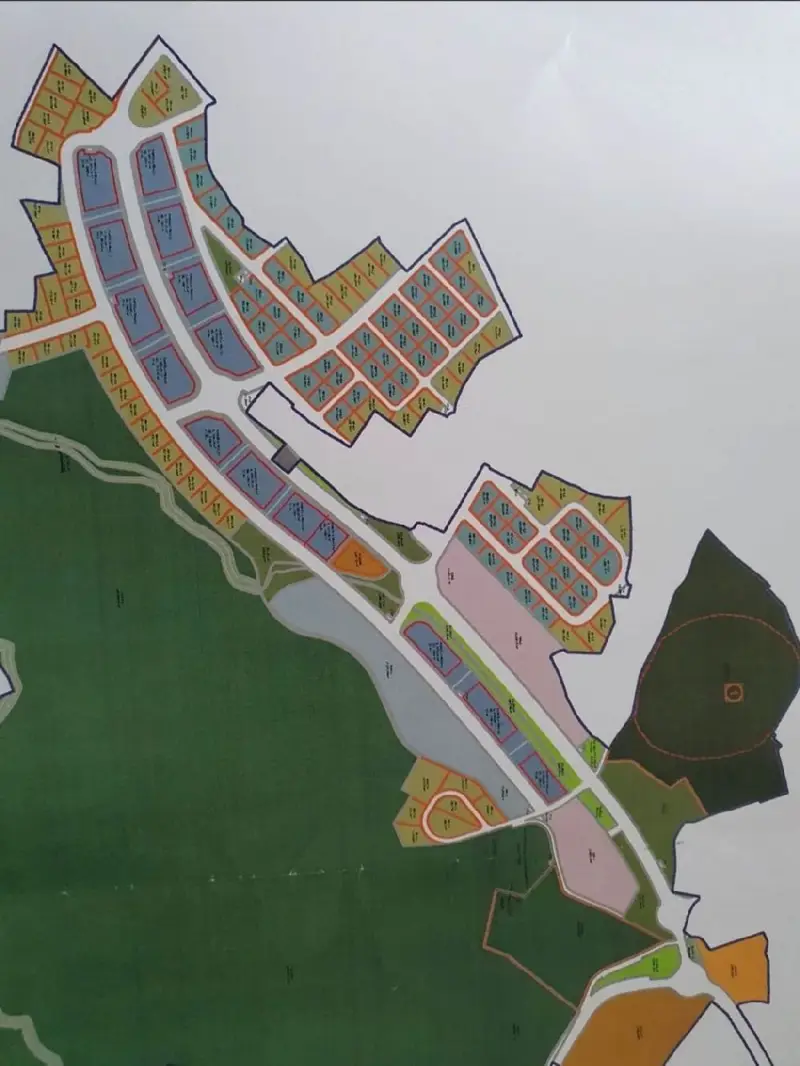 Solar en Venta Oleiros Xaz 600m2
