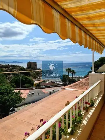 Atico en Almunecar con Vistas al Mar 2 Dormitorios y Garaje