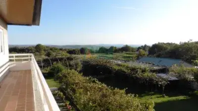 Casa en venta en Coles 500m2 con piscina y galpones