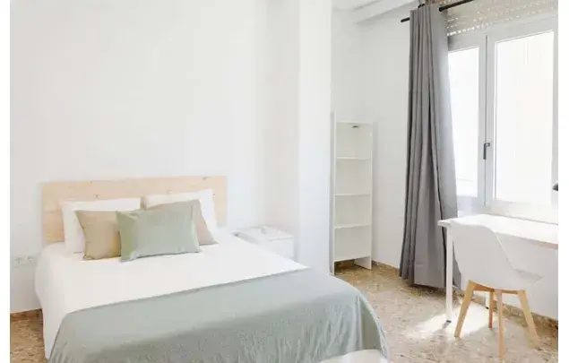 Habitacion en Valencia - Min 3 noches Max 11 noches