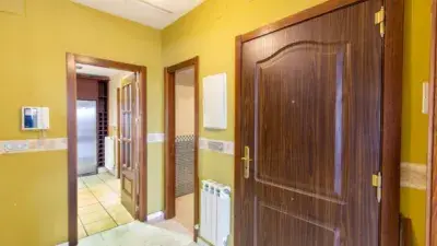 Chalet en Venta en Dilar con Piscina y Jardin