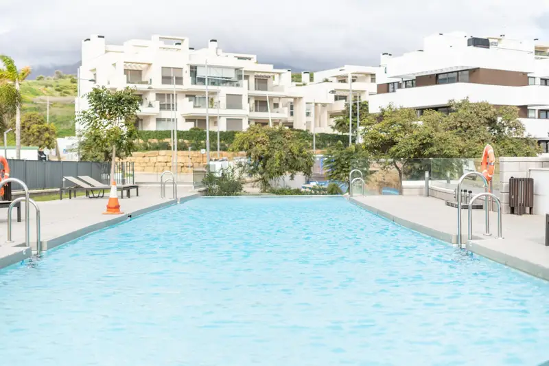 Apartamento 3 Dormitorios Terraza Estepona Vistas al Mar
