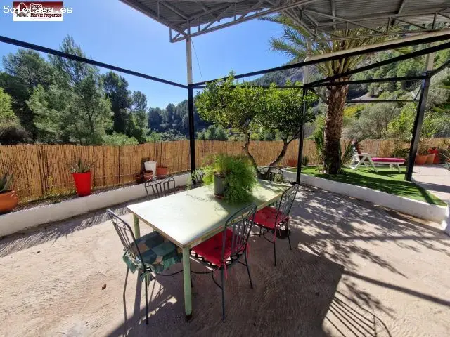 Finca Rustica en Bolulla Ideal para Ciclismo y Naturaleza
