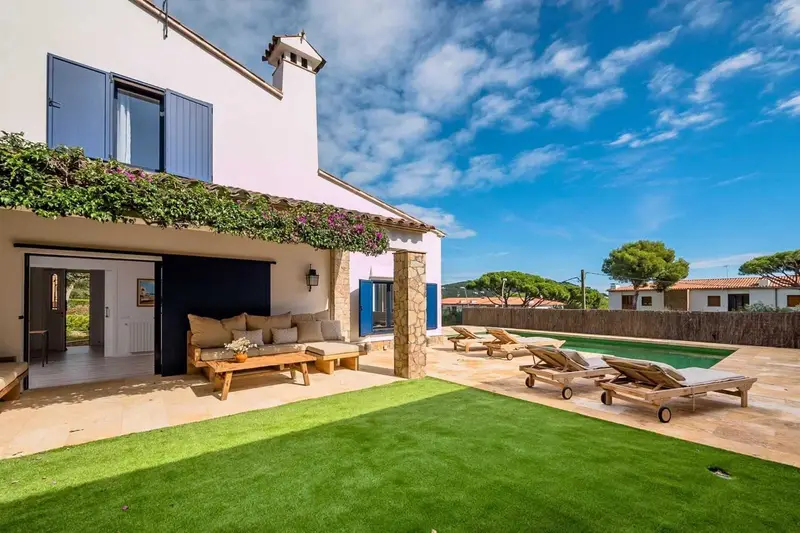 Chalet en Calella de Palafrugell con Vistas al Mar