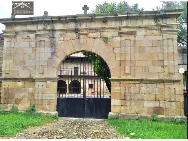 Casa Palacio en Los Corrales de Buelna Cantabria Venta