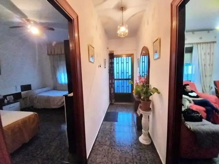Bungalow 3 Dormitorios Jardin Anexo Monte Lope Alvarez Jaen