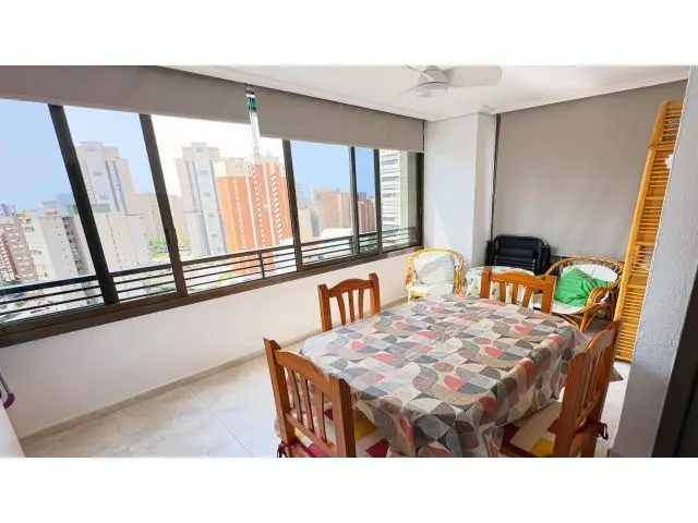 Piso en Venta Benidorm Pueblo Levante 2 Dormitorios Terraza Piscina Parking