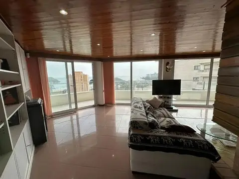 Dúplex en Primera Línea de Mar 3 Habitaciones