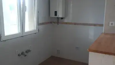 Piso en venta en Calle Cobos De Segovia, 1