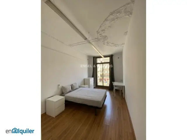 Alquiler Piso Amueblado Ciutat Vella 3 habitaciones