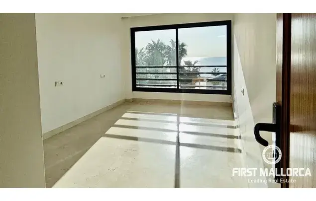 Apartamento de Lujo en Es Portixol 4 Dormitorios Primera Linea de Playa