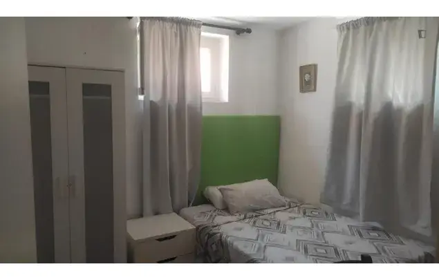 Casa 10 Dormitorios Madrid Estudiantes Trabajadores