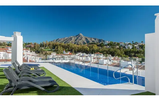 Apartamento en Nueva Andalucía Marbella 3 Dormitorios 115m²