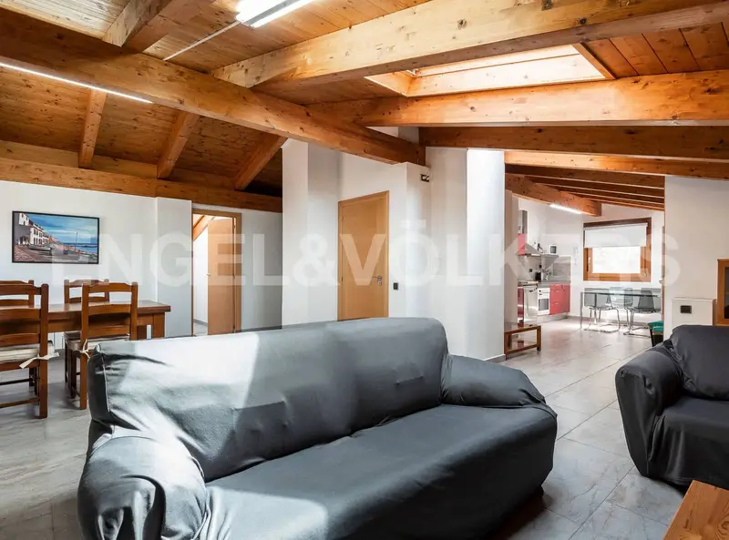 Chalet en venta en Montcada i Reixac para dos familias