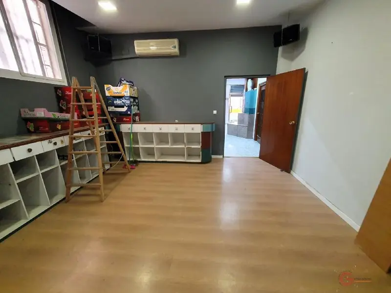 Venta Local Comercial 7 Habitaciones Motril
