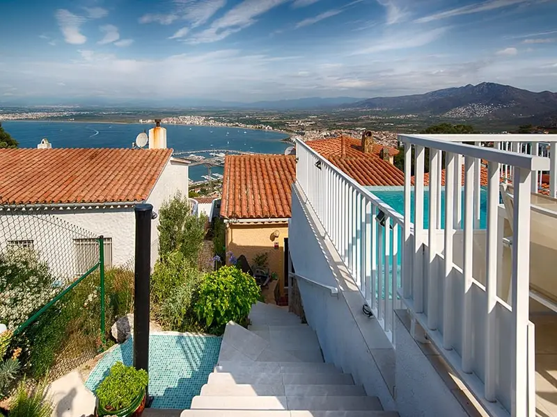 Chalet con Vistas al Mar en Roses Girona