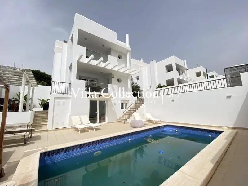 Chalet en Cala Vadella Ibiza 4 habitaciones piscina privada