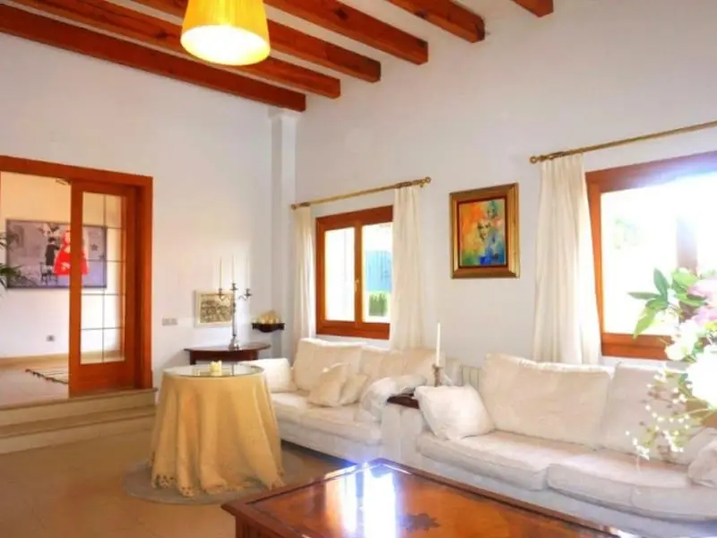 Chalet en Venta en Alaró Mallorca 4 Dormitorios Piscina