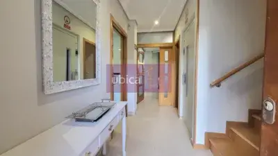 Chalet Pareado 4 Plantas Gondomar Amueblado Piscina Gimnasio