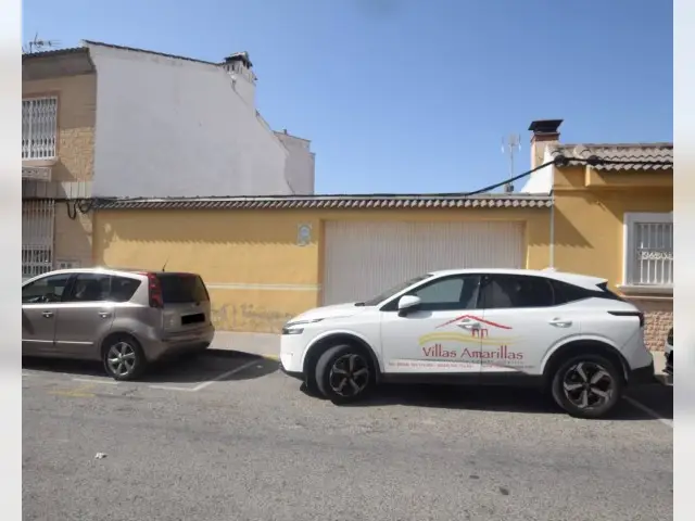 Terreno en venta Los Montesinos, España