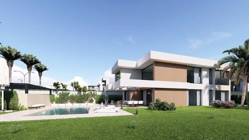 Villa de Lujo en Manilva 4 Dormitorios Piscina Privada