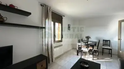 Casa en Alquiler Baix Empordà: Amueblada con Jardín y Parking