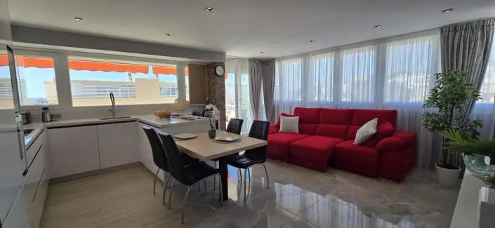 Atico 2 Dormitorios La Carihuela Torremolinos Malaga