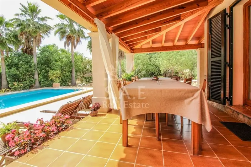 Chalet en Son Sardina con Piscina y Finca de Aguacates