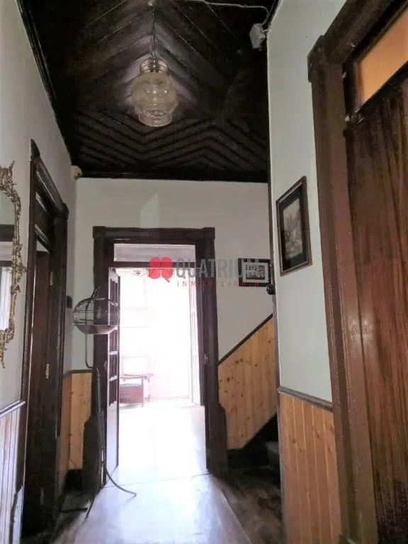 Casa en Noia A Coruna para reformar 3 plantas casco historico