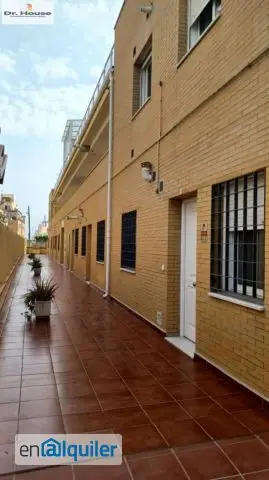 Alquiler Piso Amueblado con Ascensor y Garaje en Malaga