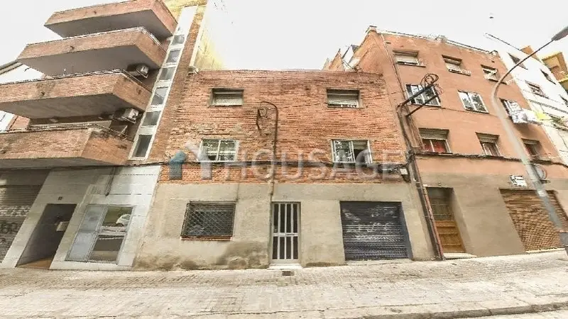 Piso 91m2 a Reformar Barcelona Trinitat 3 habitaciones