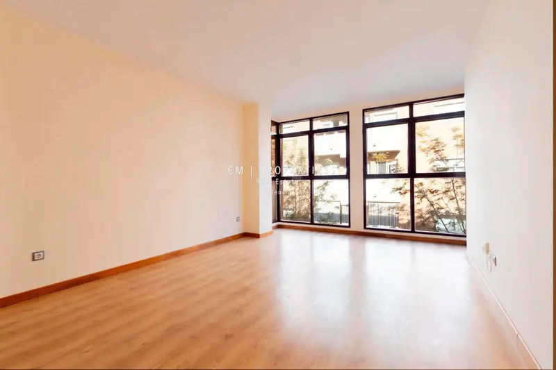 Piso en Alquiler Valencia Cerca del Mar 3 Dormitorios 2 Baños