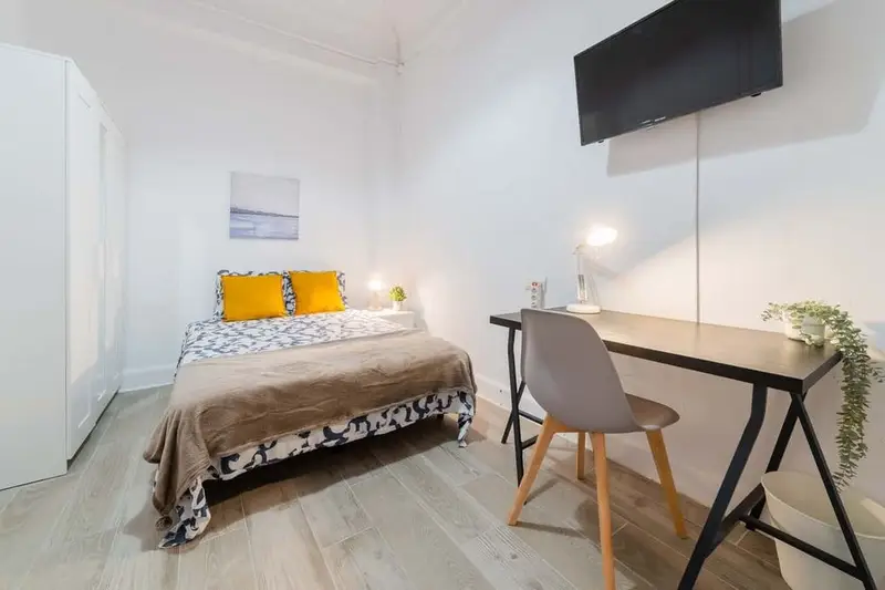 Habitaci	ón amueblada en piso compartido Valencia
