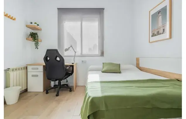 Habitaci
ón 190m
² Castelló de la Plana Estancia Media Larga