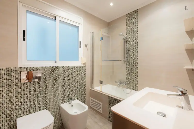 Coliving Valencia: Habitaciones Amuebladas con Gastos Incluidos